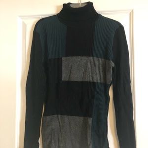 Sweater turtle neck top